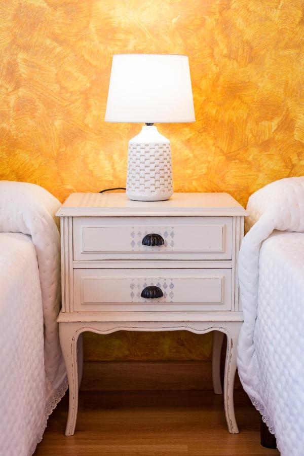 A De Neno Apartment Melide Ngoại thất bức ảnh